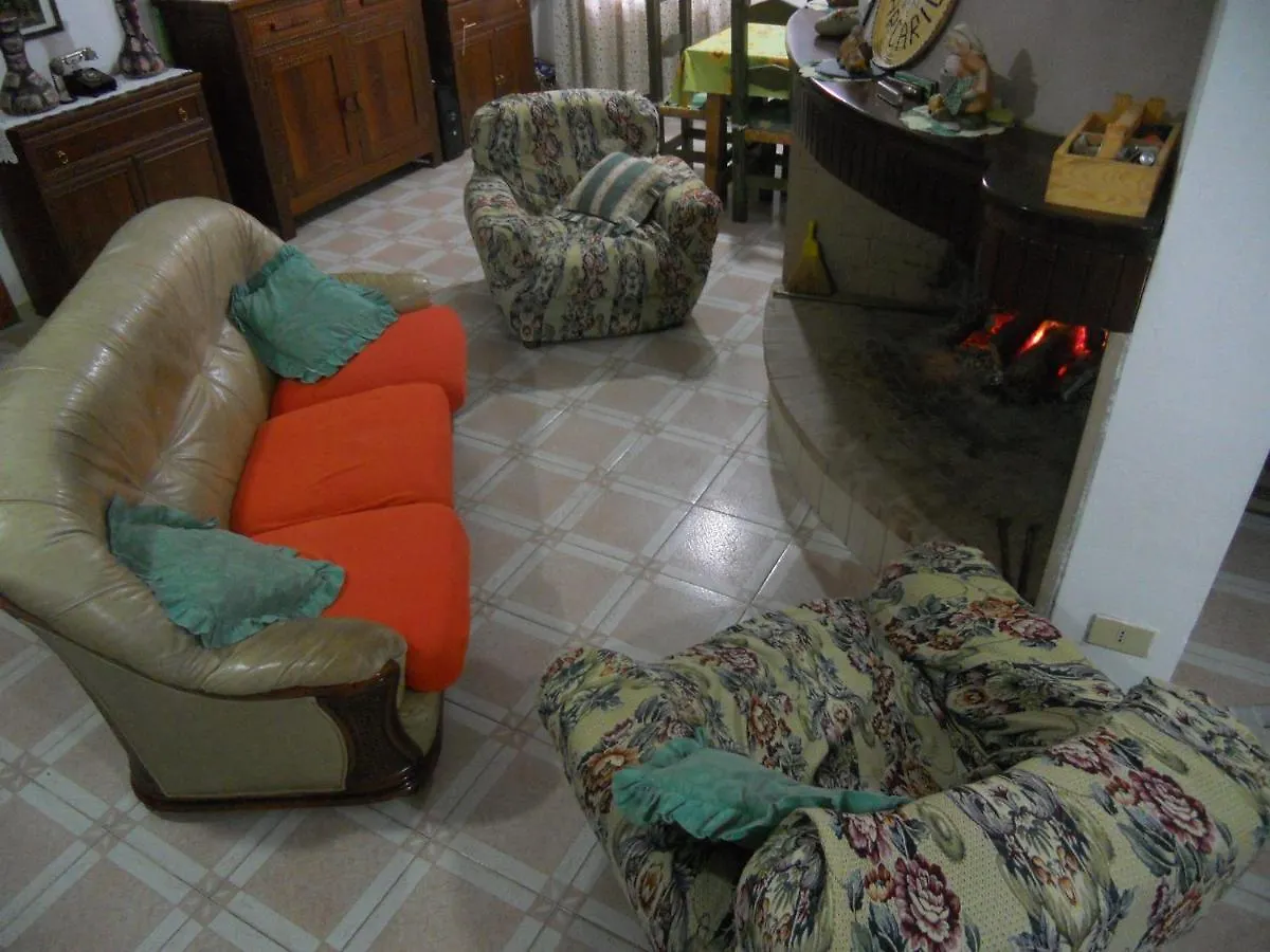 B & B Marcarius Fluminimaggiore 0*,  Italia